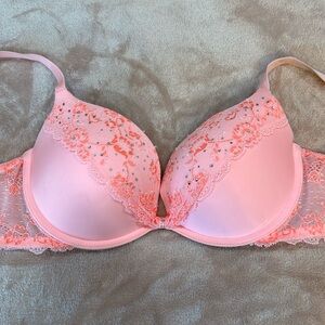 VS Padded Demi bra size 36C